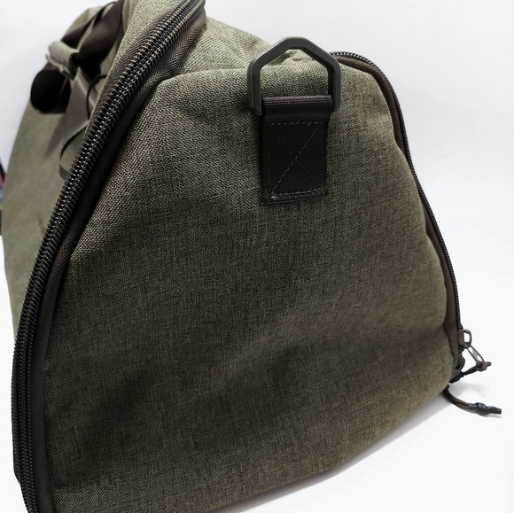 Halfday Garment Duffle Bag NEW - Picture 2 of 9